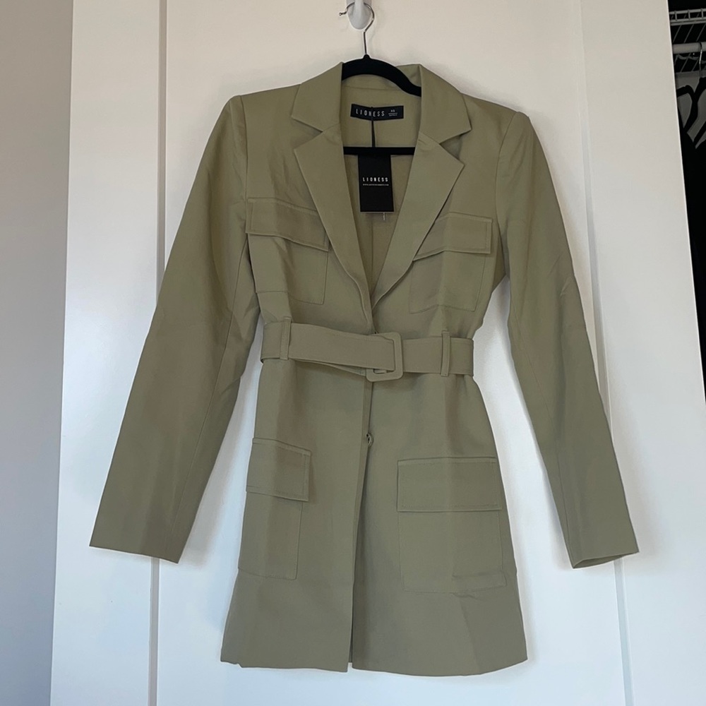 NEVER BEEN WORN, Green Blazer Dress